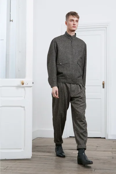 Look 15